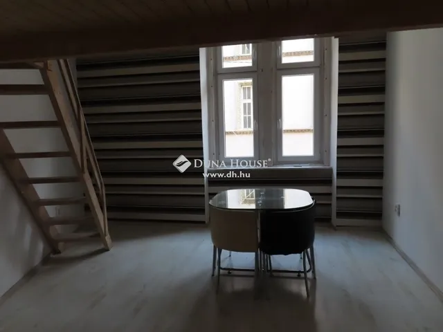 Eladó lakás Budapest VIII. kerület 30 nm