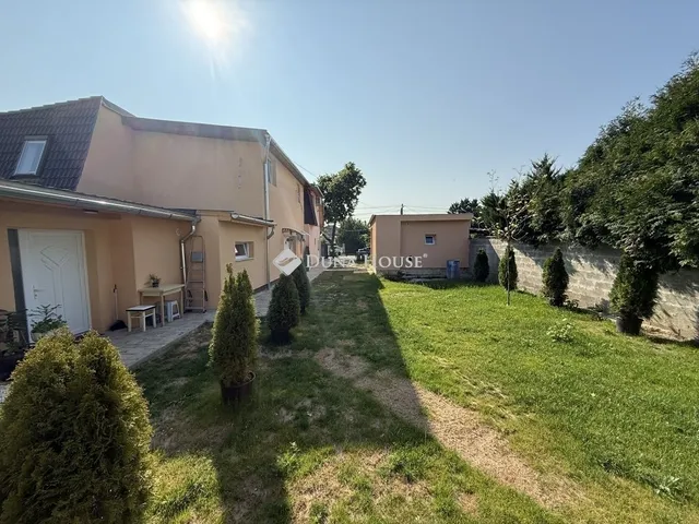 Eladó ház Budapest XVIII. kerület, Szemeretelep 75 nm