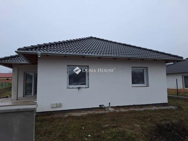 Eladó ház Ráckeve 70 nm