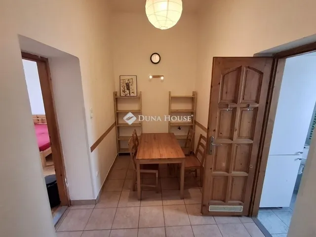Eladó lakás Budapest XV. kerület 72 nm