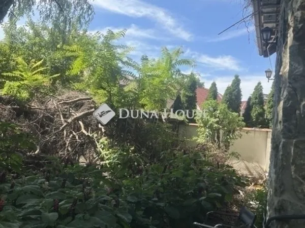 Eladó ház Budapest XVIII. kerület 283 nm