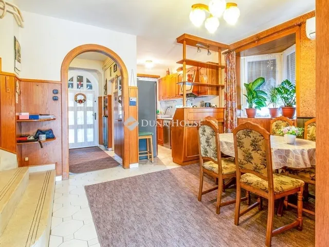 Eladó ház Budapest XVIII. kerület 180 nm