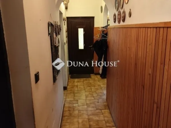 Eladó ház Budapest XV. kerület 187 nm