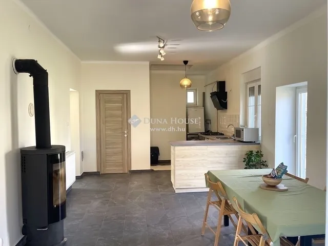 Eladó ház Vecsés 71 nm