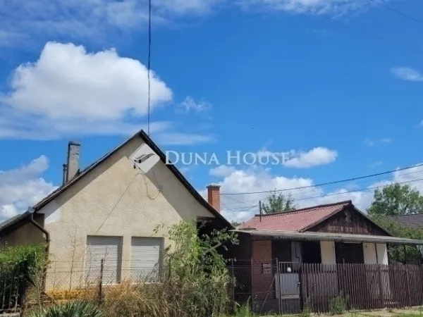 Eladó ház Vecsés 75 nm