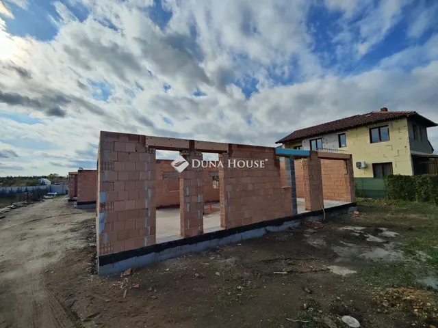 Eladó ház Budapest XVIII. kerület 150 nm