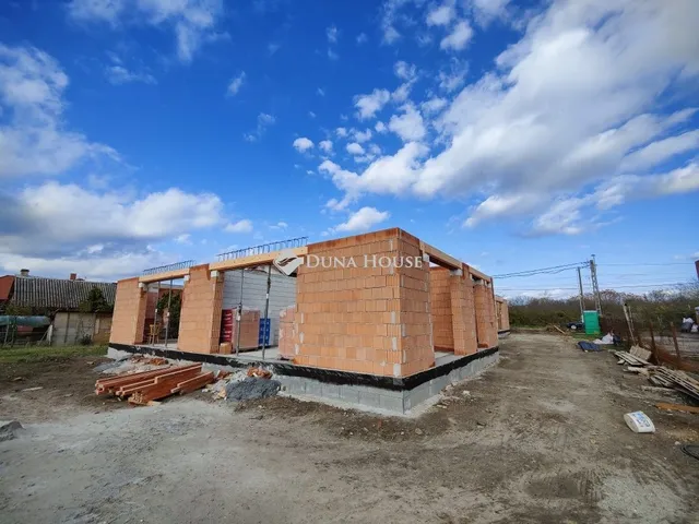 Eladó ház Budapest XVIII. kerület 152 nm