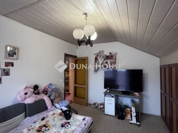 Eladó ház Vecsés 211 nm