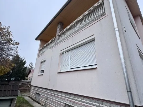 Eladó ház Vecsés 211 nm