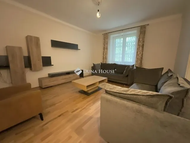 Eladó lakás Budapest XI. kerület 75 nm