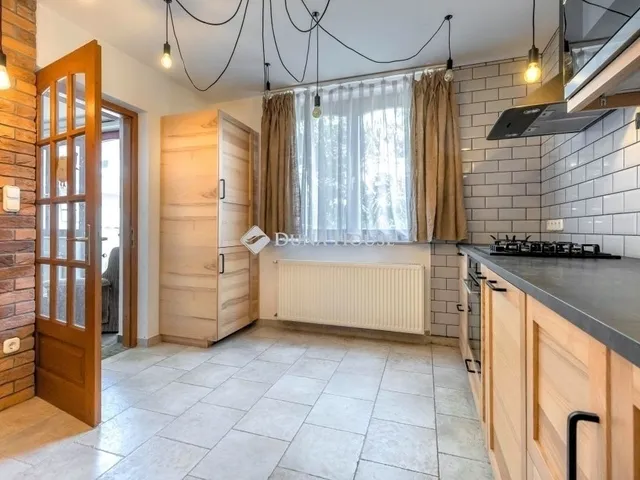 Eladó ház Budapest XX. kerület 93 nm