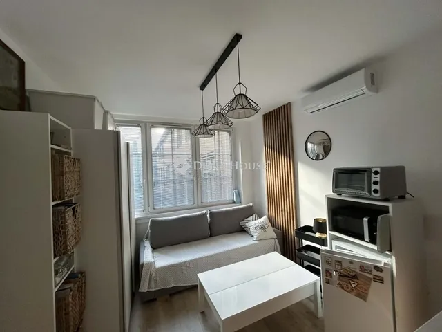 Eladó lakás Budapest XXI. kerület 27 nm