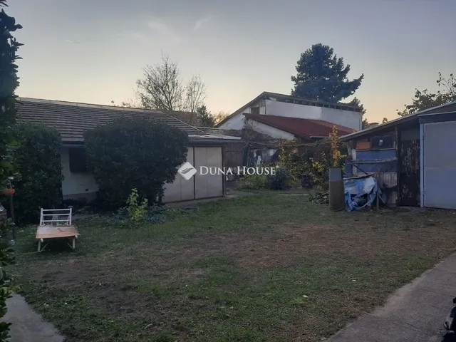 Eladó ház Budapest XVIII. kerület 65 nm
