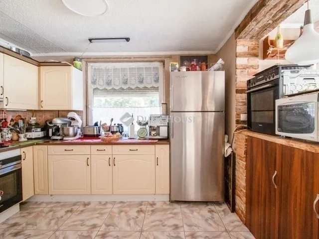 Eladó ház Üllő 150 nm