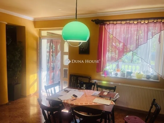 Eladó ház Budapest XVIII. kerület 235 nm