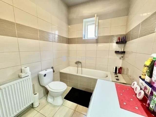 Eladó ház Üllő 89 nm