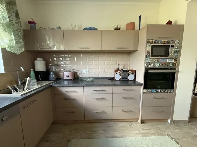 Eladó ház Péteri 127 nm