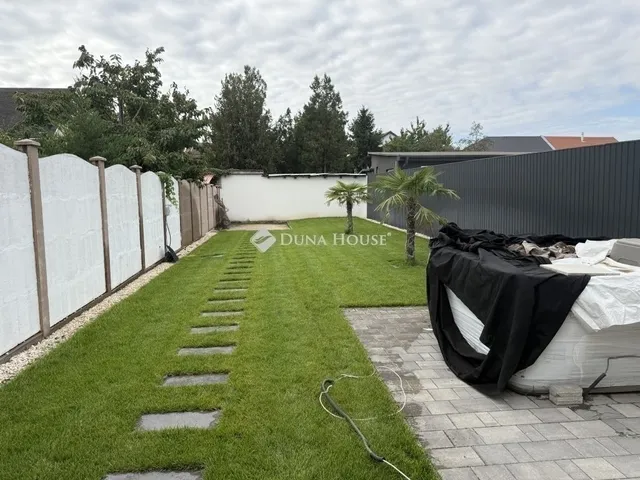 Eladó ház Budapest XV. kerület 125 nm