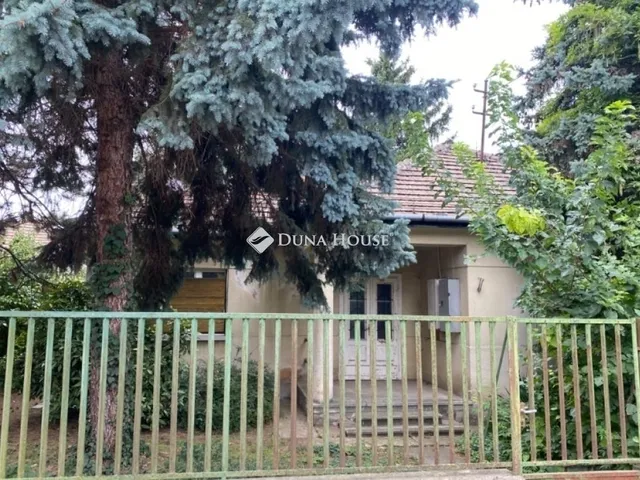 Eladó ház Budapest XVI. kerület 94 nm