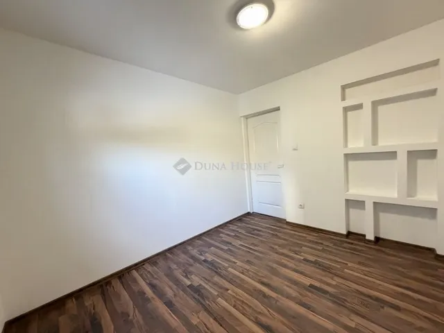 Eladó lakás Budapest XXI. kerület, Gyártelep 60 nm