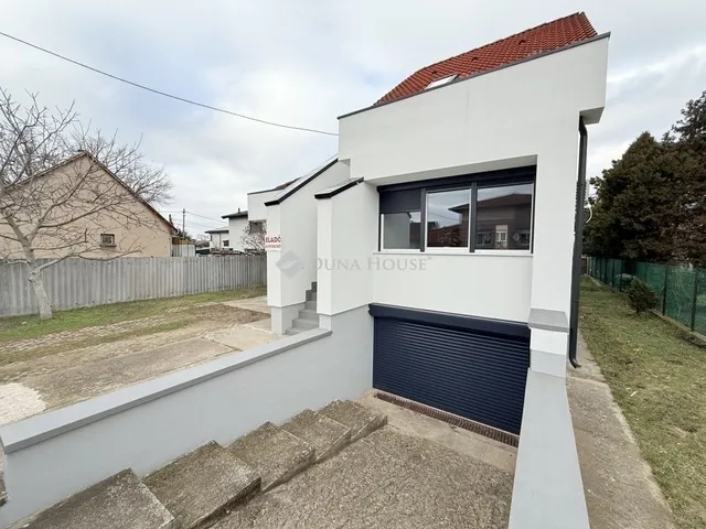 Eladó ház Budapest XVIII. kerület 239 nm