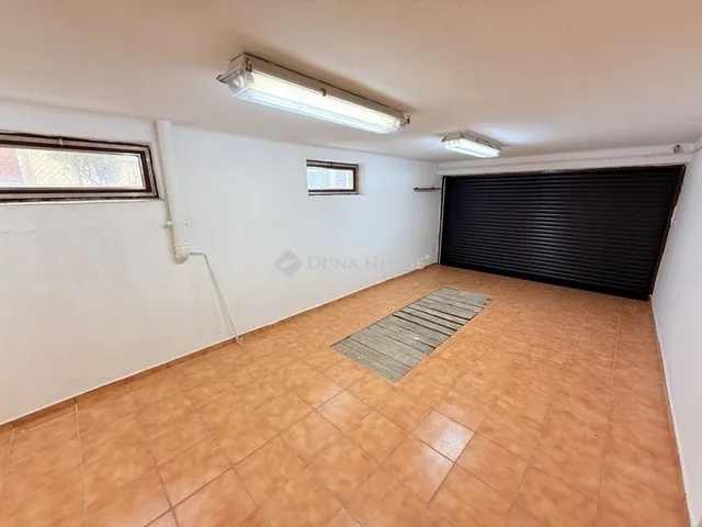 Eladó ház Budapest XVIII. kerület 239 nm