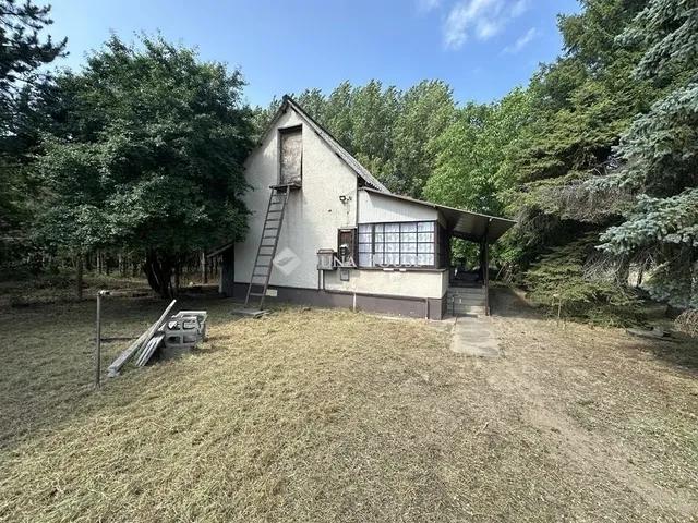 Eladó ház Hernád 3057 nm