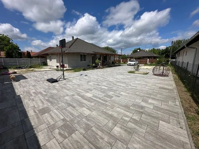 Eladó ház Albertirsa 145 nm