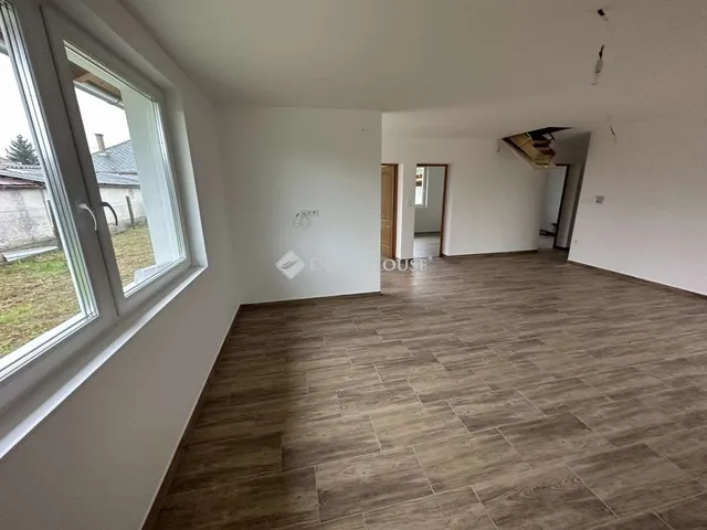 Eladó ház Kakucs 90 nm