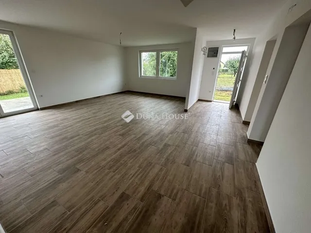 Eladó ház Kakucs 90 nm