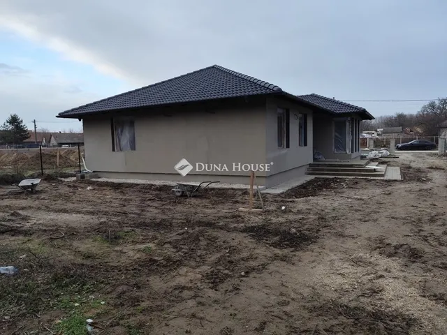 Eladó ház Bugyi 144 nm