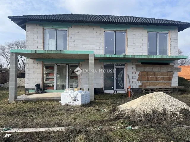 Eladó ház Kakucs 132 nm