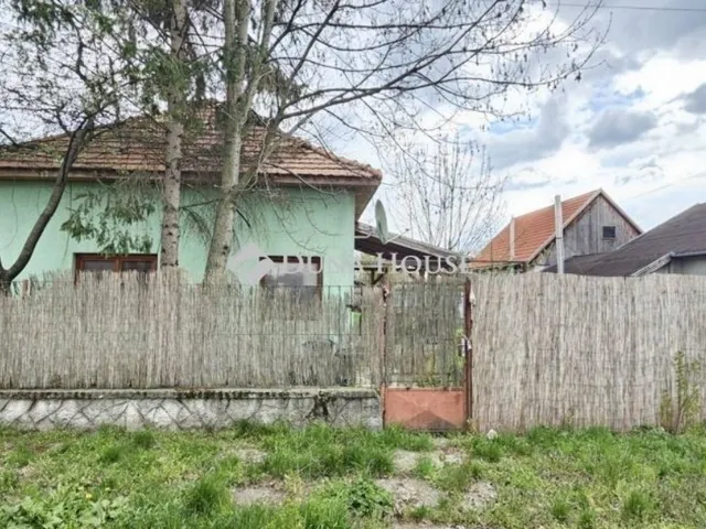 Eladó ház Üllő 51 nm