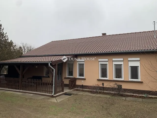 Eladó ház Táborfalva 84 nm