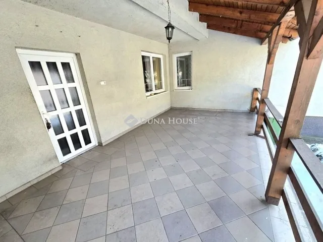 Eladó ház Újhartyán 110 nm