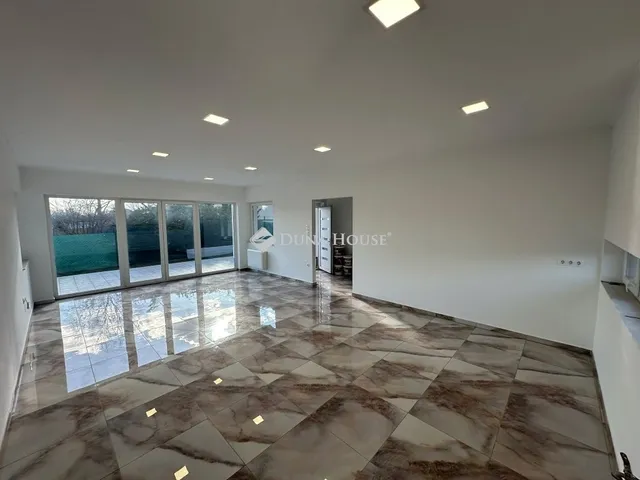 Eladó ház Albertirsa 175 nm