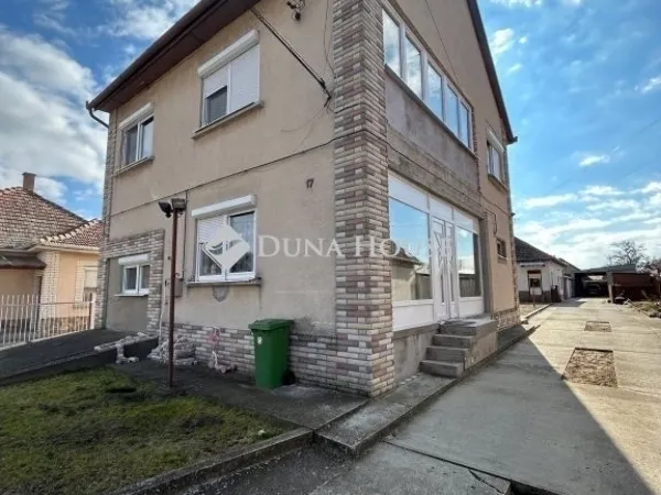 Eladó ház Újhartyán 159 nm