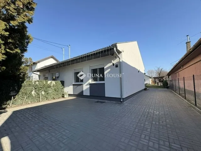 Eladó ház Ócsa 85 nm