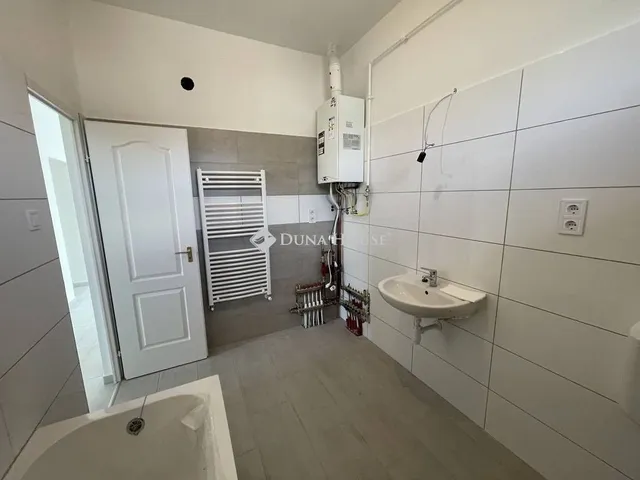 Eladó ház Kakucs 85 nm