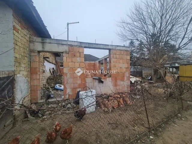 Eladó ház Üllő 61 nm