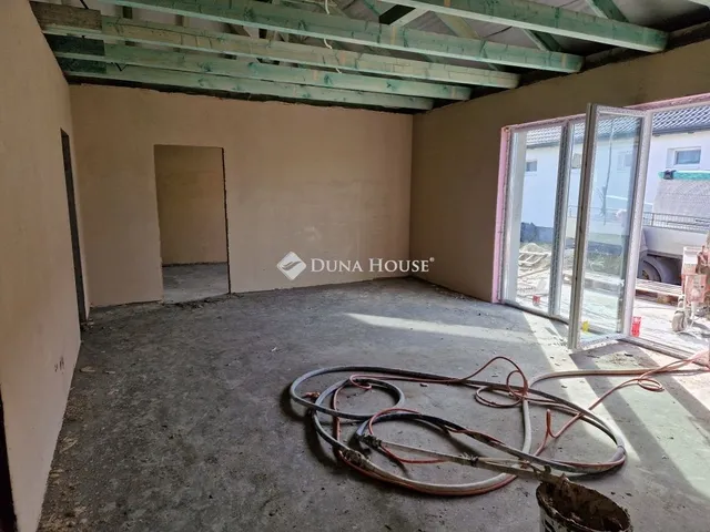 Eladó ház Monor 111 nm