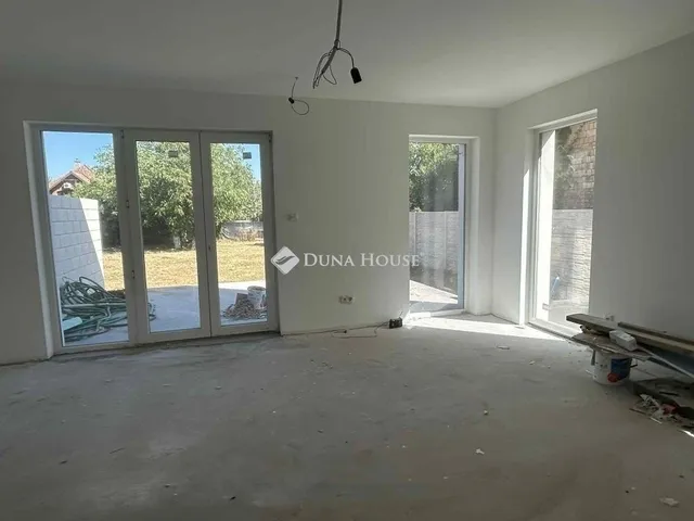 Eladó ház Budapest XVIII. kerület 180 nm