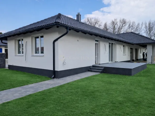 Eladó ház Üllő 95 nm