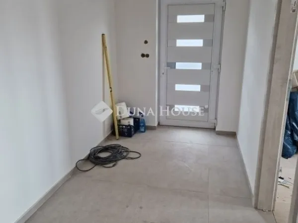 Eladó ház Üllő 95 nm