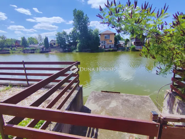 Eladó üdülő és hétvégi ház Budapest XXIII. kerület 100 nm