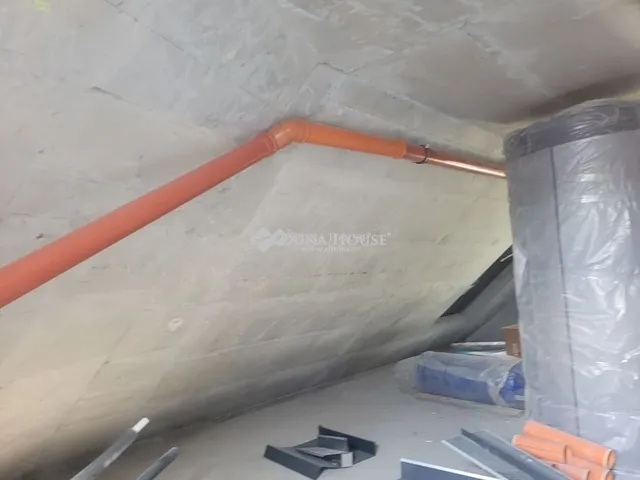 Eladó ház Budapest XV. kerület 517 nm