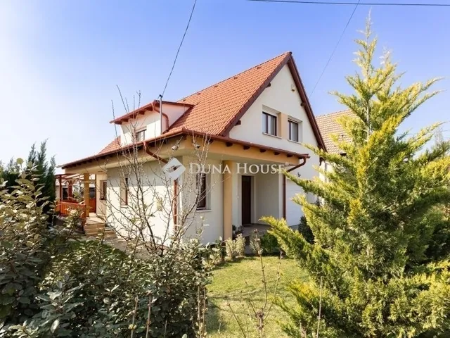 Eladó ház Budapest XVIII. kerület, Újpéteritelep 120 nm