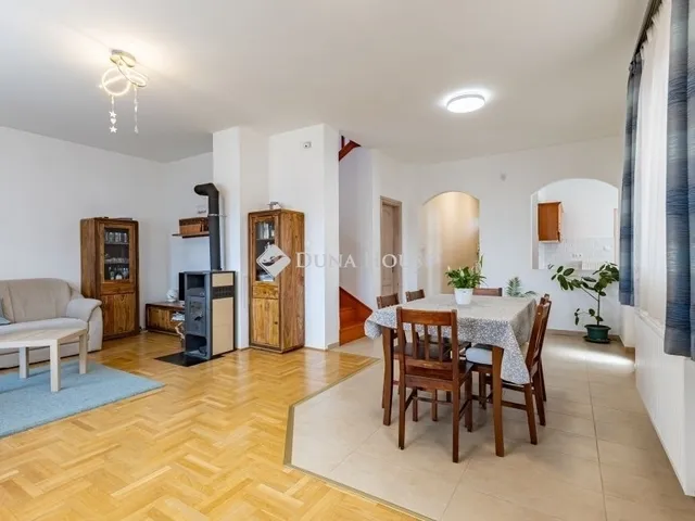 Eladó ház Budapest XVIII. kerület, Újpéteritelep 120 nm