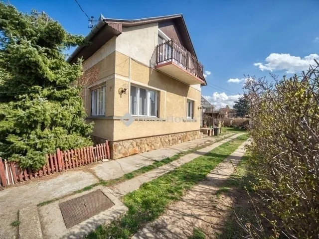 Eladó ház Budapest XVIII. kerület, Szemeretelep 81 nm