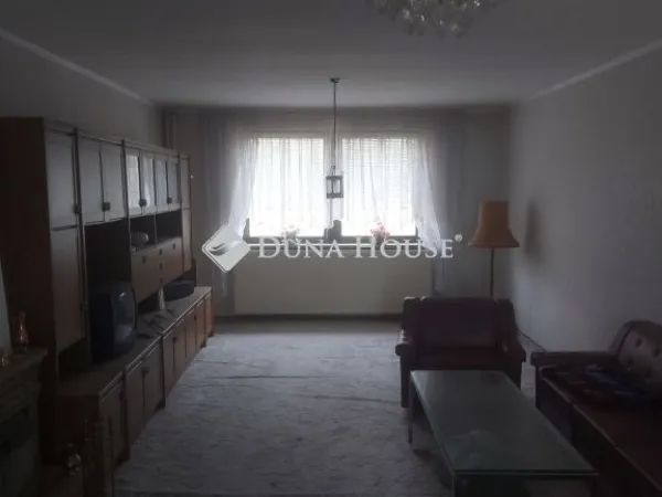 Eladó ház Budapest XVIII. kerület 207 nm